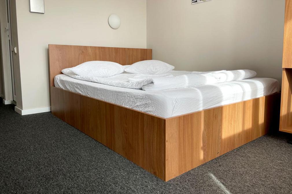 Motel จิเลา ภายนอก รูปภาพ