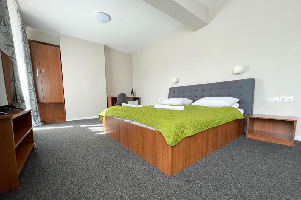 Motel จิเลา ภายนอก รูปภาพ